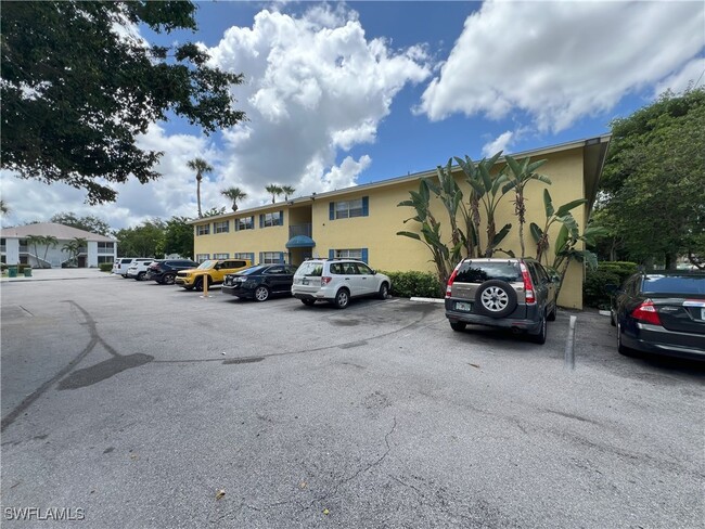 Building Photo - 4290 Gulfstream Dr