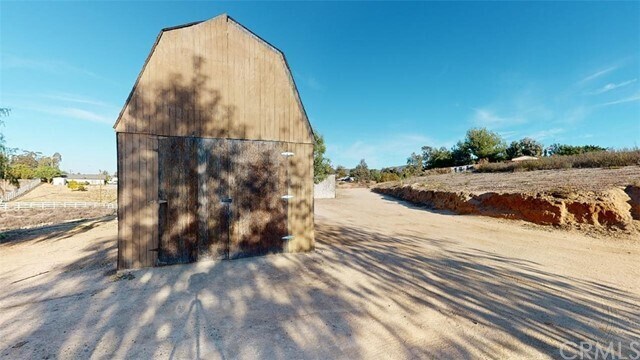 Building Photo - 35720 Pauba Rd