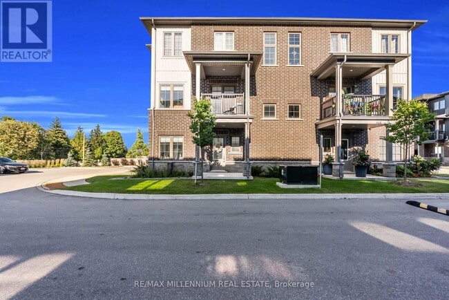 Building Photo - 124-124 Compass Trail