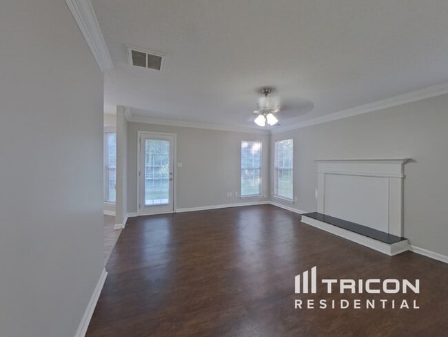 Building Photo - 9101 Mentmore Ct