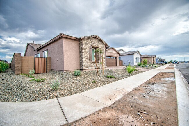 Foto del edificio - NEW 4 Bedroom home in Phoenix!