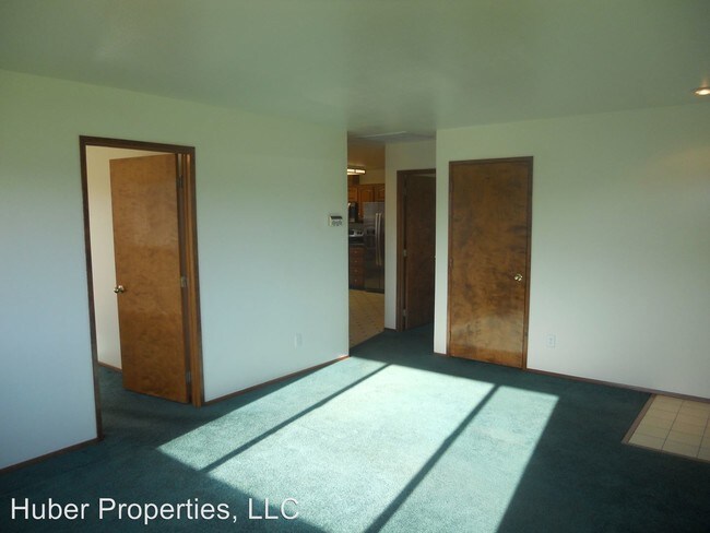 Building Photo - 701 Kittitas Hwy