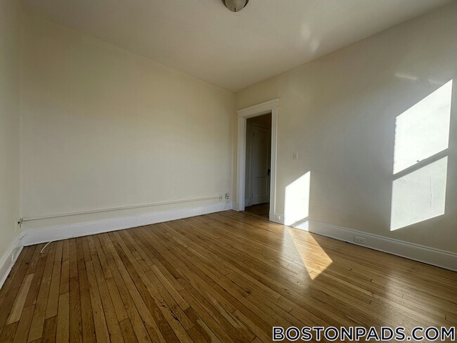 Building Photo - 1148 Commonwealth Ave