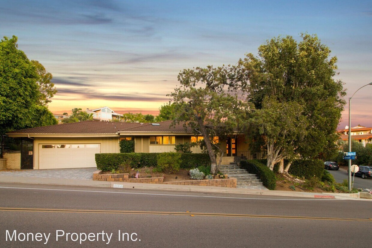 Primary Photo - 3 br, 4.5 bath House - 6001 Madra Avenue
