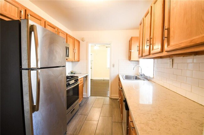 Foto del edificio - 8207 Freret St
