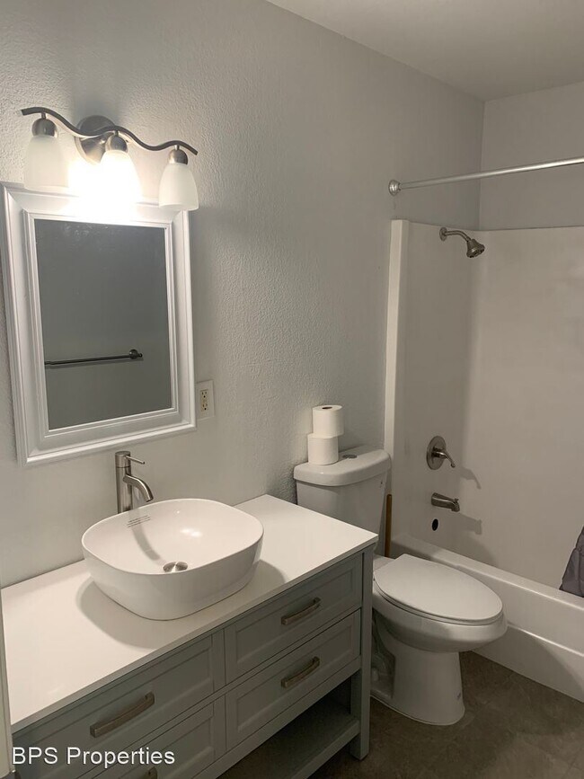 Building Photo - 3 br, 2 bath House - 1138 Walnut Glen Court