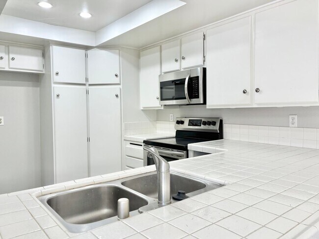 Foto del edificio - 3604 Ketch Ave