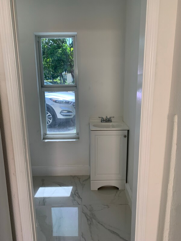 Foto del edificio - 9798 SW 158th St