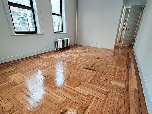 Foto del edificio - 2 bedroom in Bronx NY 10465