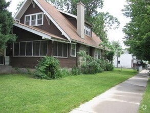 Building Photo - 40 1/2 Wyoming Ave