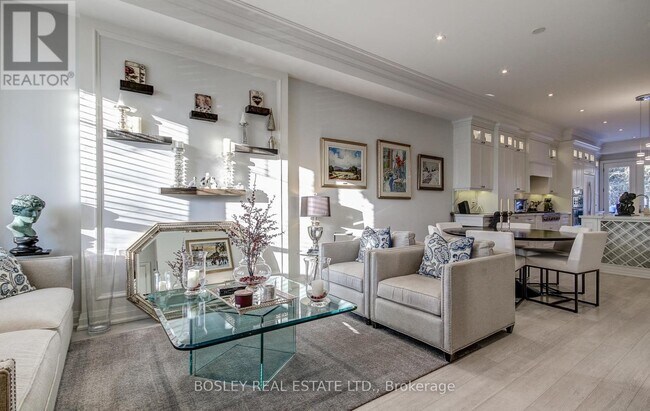 Building Photo - 61 Thurston Rd