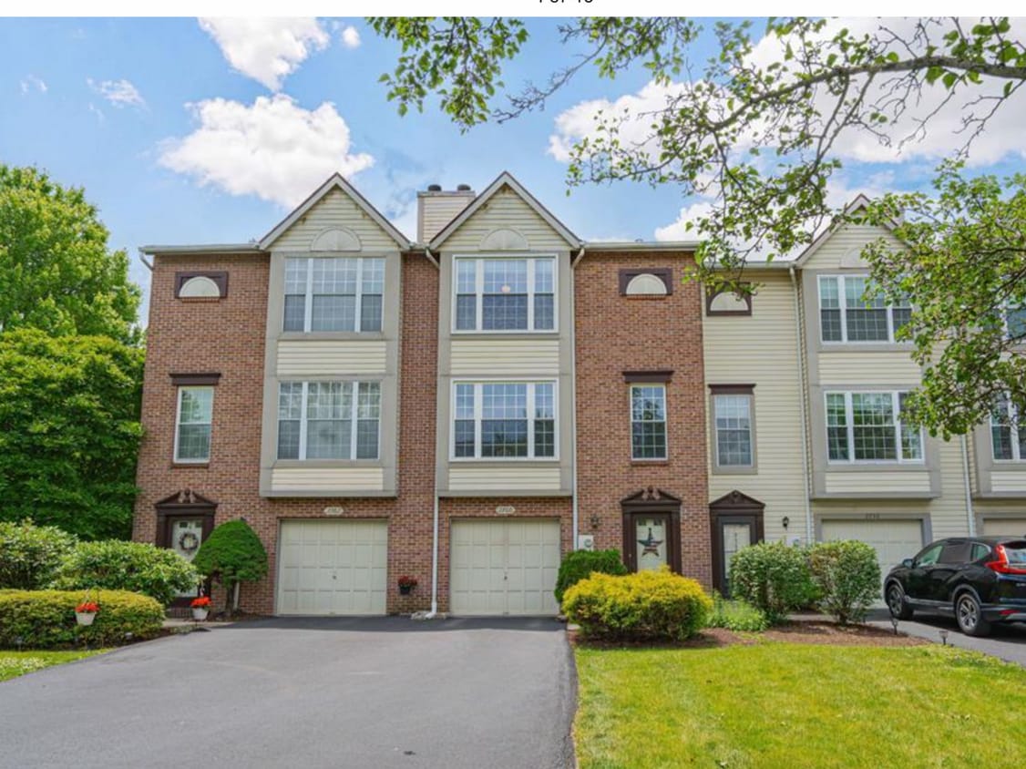 Building Photo - 2760 Red Oak Cir