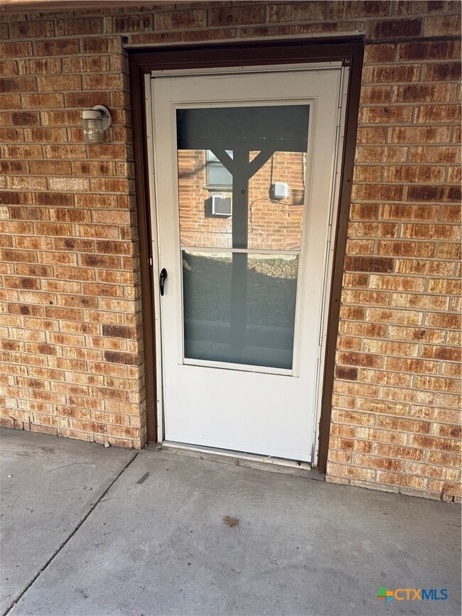 Foto del edificio - 510 N Bauer St