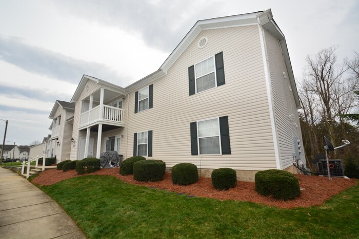 Primary Photo - 2 Bedroom 2 Bath Second Floor Condo
