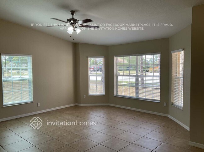 Foto del edificio - 7915 Grand Pines Blvd