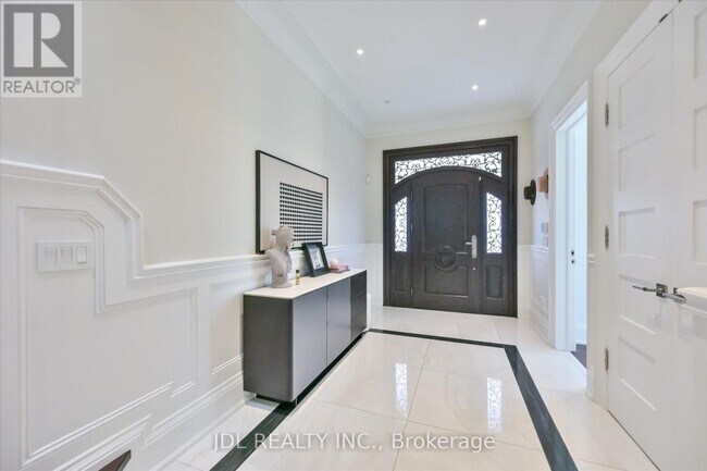 Photo du bâtiment - 38a Doverwood Ct