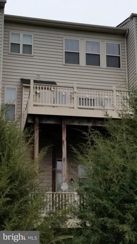 Foto principal - 815 Freeland Ct