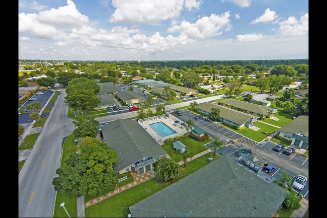 Aerial Photo - 6890- 6857 SW 5th St