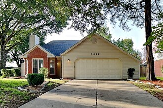 Building Photo - 8022 Pine Falls Dr