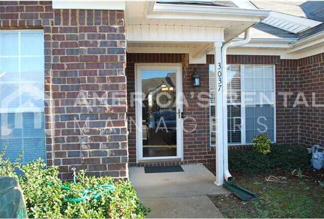Building Photo - Home in Fultondale! COMING SOON! Deposit P...