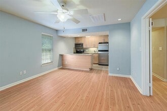 Building Photo - 7685 Northcross Dr