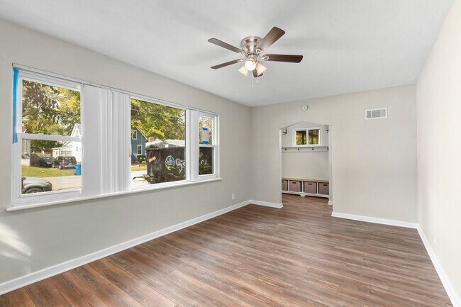 Building Photo - 7748 Clevedon St