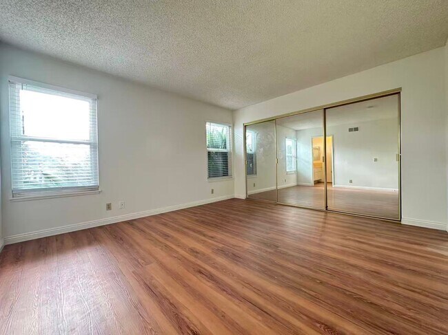 Foto del edificio - 4 Bedroom home for leasing in Diamond Bar