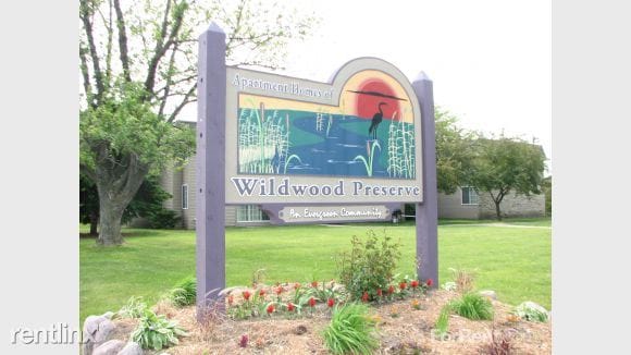 Building Photo - 7926 S Wildwood Dr