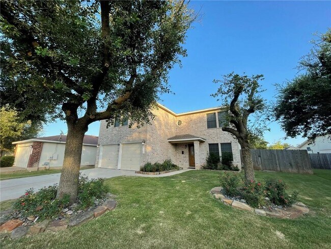 Foto del edificio - 102 Brentwood Dr