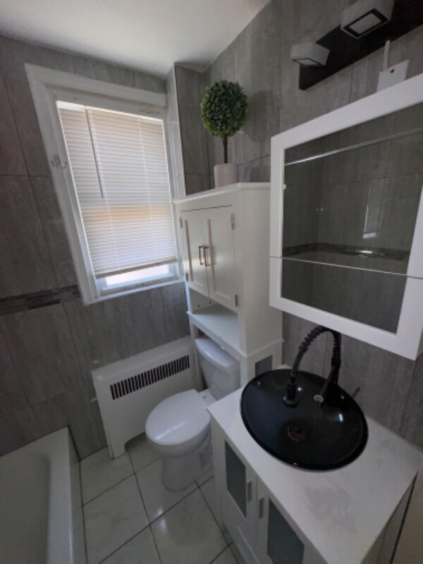 Foto principal - 4634 Ashville St