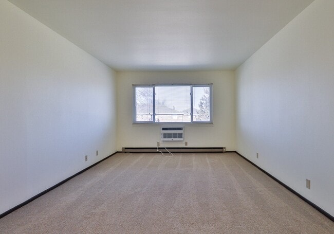 Foto del edificio - Varsity Square Apartments