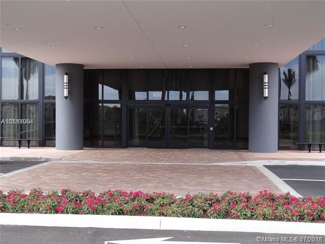 Building Photo - 5252 NW 85th Ct