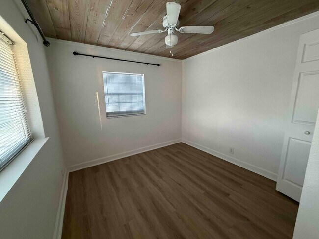 Foto del edificio - 2707 Richard Rd