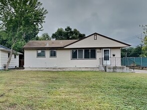 Building Photo - 5600 Vera Cruz Ave N