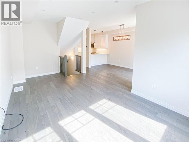 Building Photo - 6 Ritchie Ln