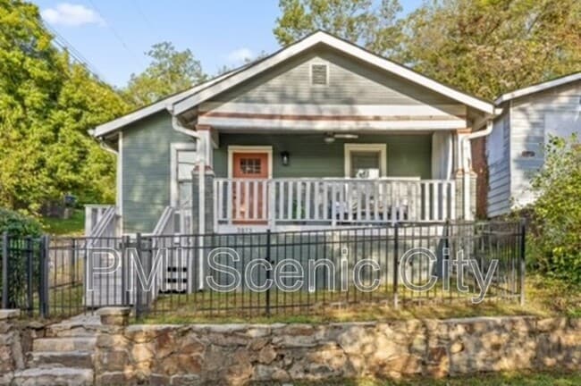 Building Photo - 3813 Pennsylvania Ave