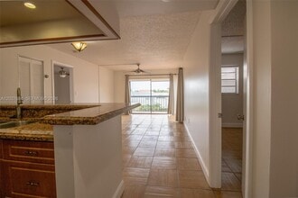 Building Photo - 995 SW 84th Ave