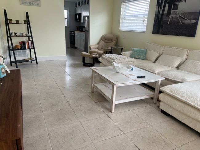 Foto del edificio - 726 1st St