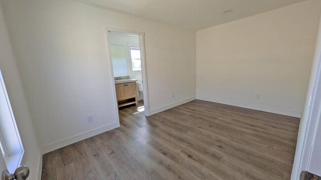 Building Photo - 6656 Pentz Rd