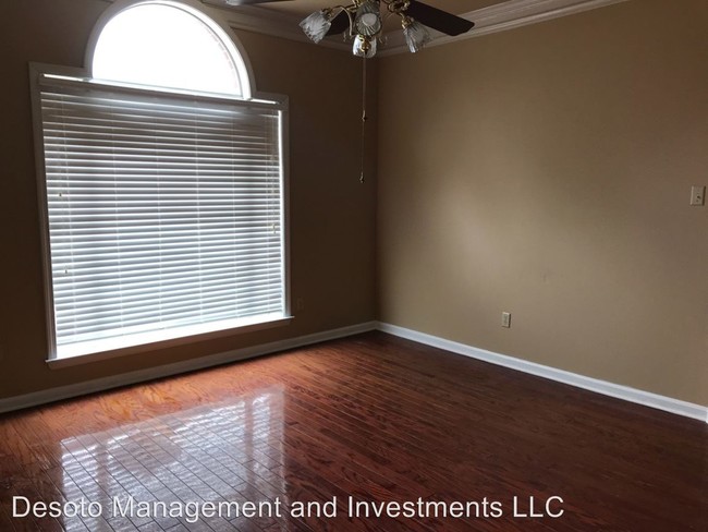 Foto del edificio - 5 br, 3 bath House - 1105 Tanglewood Cove