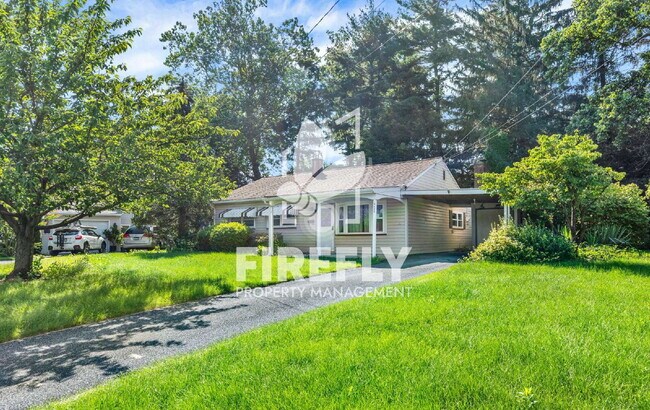 Foto del edificio - Charming Ranch Home in Hempfield School Di...