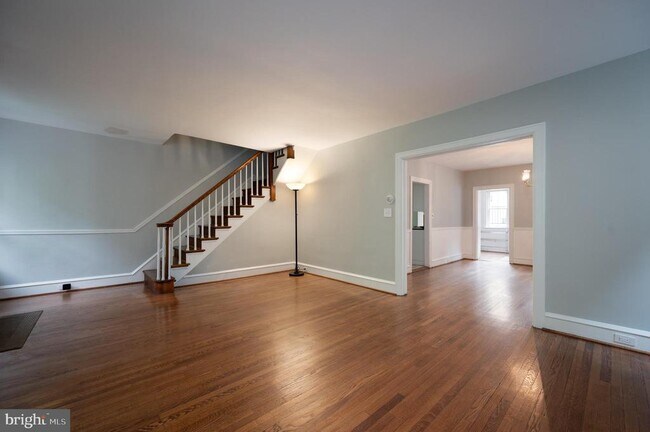 Foto del edificio - 1406 Lovering Ave