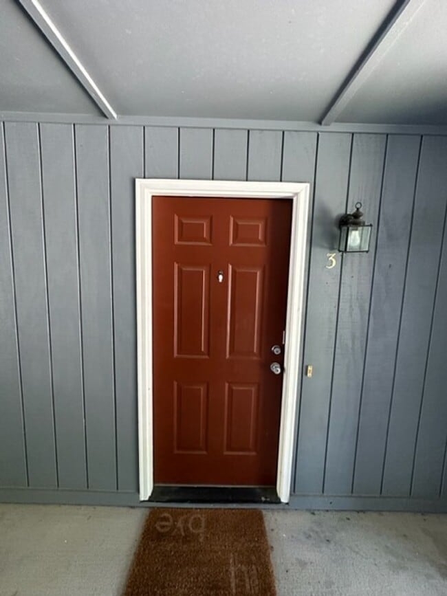 Building Photo - Lovely 2 Bed, 2 Bath Condo in Karen Lakes