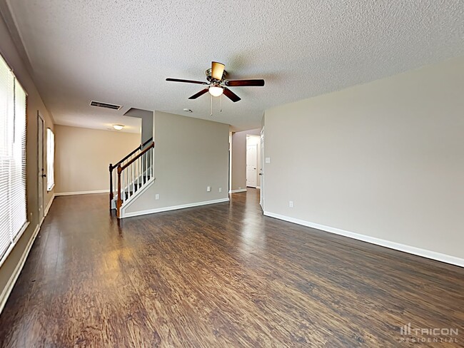 Foto del edificio - 4009 Far West Dr