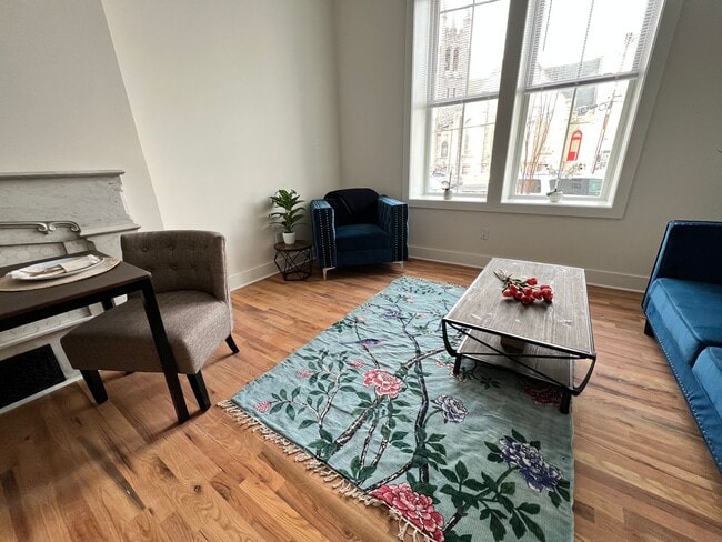 Photo - 106 E Broad St Apartment