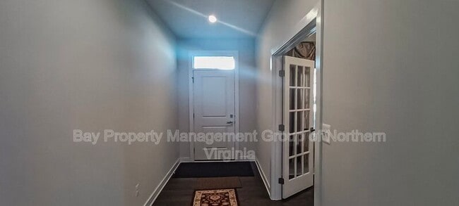 Building Photo - 11141 Wheeler Ridge Dr