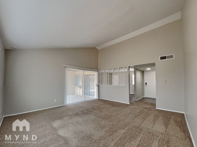Foto del edificio - 5632 W Comet Ave