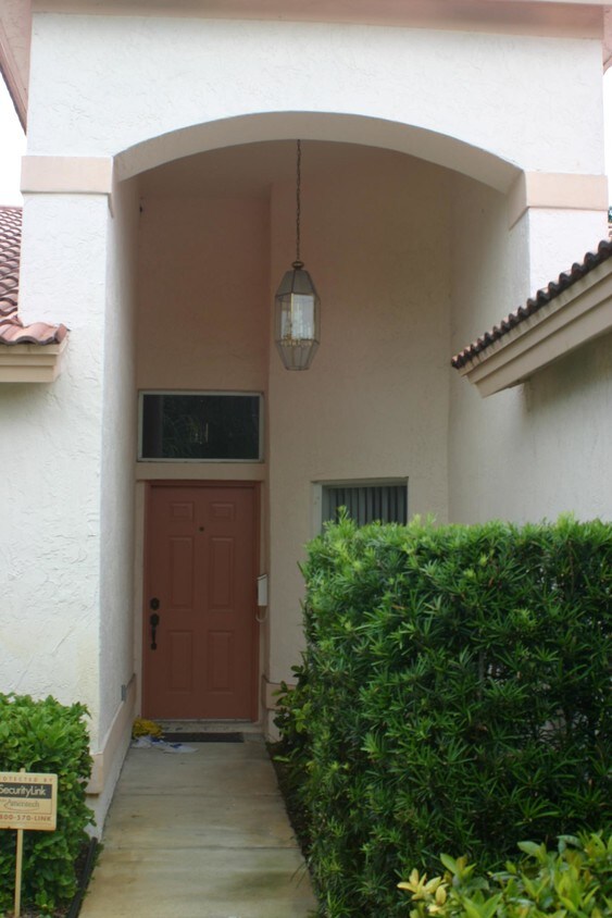 Foto principal - 1160 NW 15th Ave
