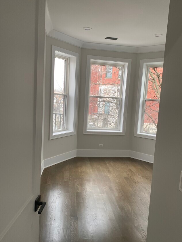 Foto principal - 3402 S Bell Ave