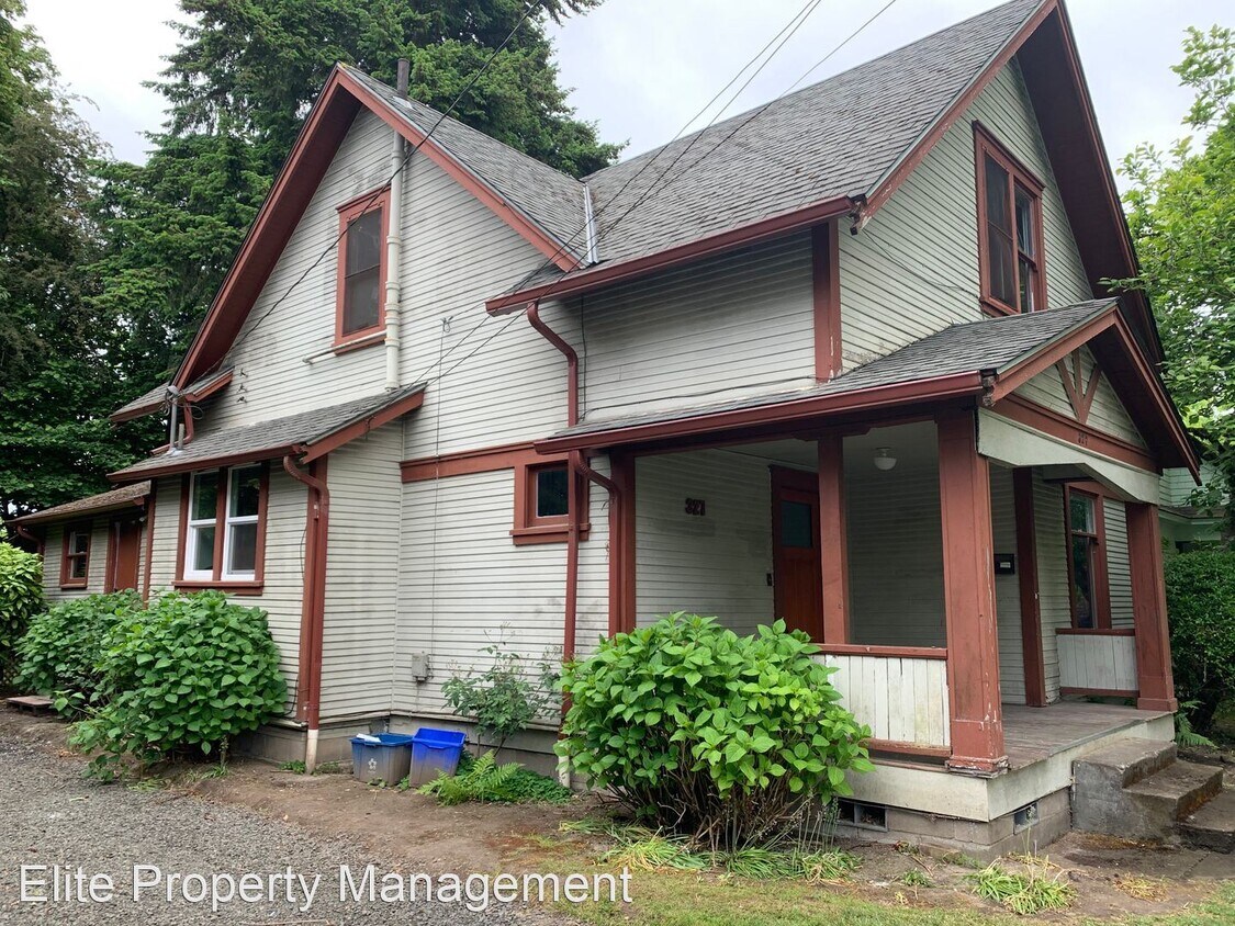 Primary Photo - 4 br, 2 bath House - 327 NW 13th St